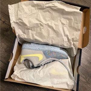 Nike Women’s Sneakers in Yellow and Gray (Platform)